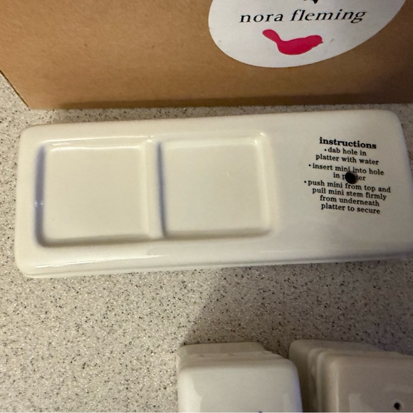 NWT Nora Fleming pinstripes salt & pepper shakers - Picture 3 of 4